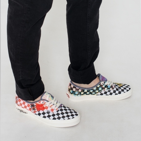 NWT & Box Vans X Stranger Things Authentic Multi/Marshmallow 5 Men 6.5 Women - Picture 6 of 16